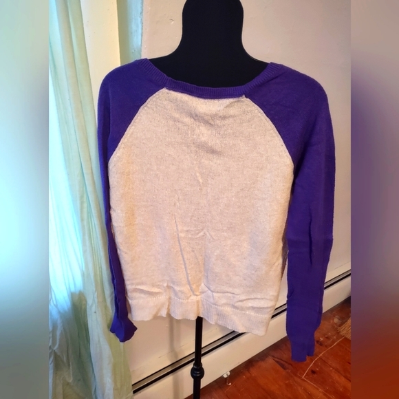 SOLD Vintage Aeropostale Jersey Style Sweater - Picture 6 of 6